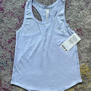 Lululemon Love tank *pleated, size 4